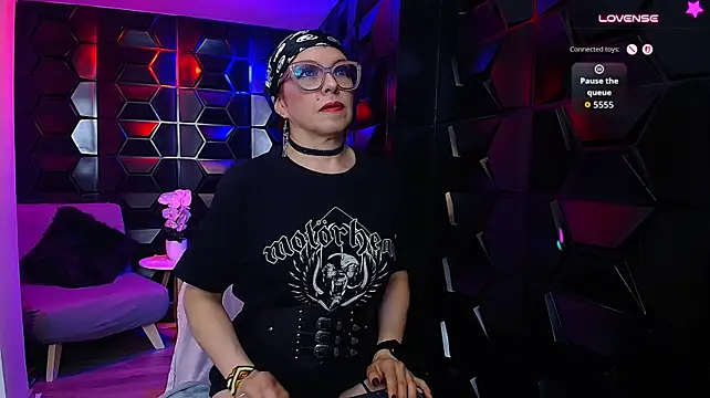 Sauvage_lilith live cam on StripChat