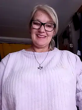 irinamaux live cam