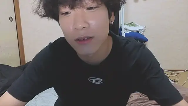 BASHIKO_Japaneseboy webcam