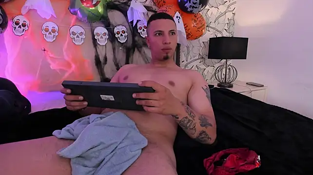 Luna_Noire1 webcam