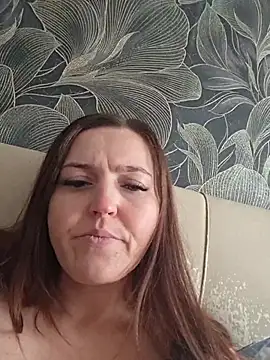 MilaMature live cam