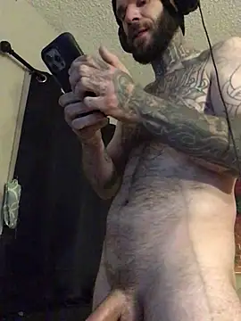 BlueCollarTattoos live webcam
