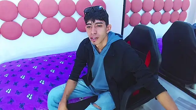 Drake_Jack on Stripchat