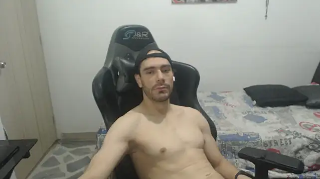 samuelgarcia_ on Stripchat