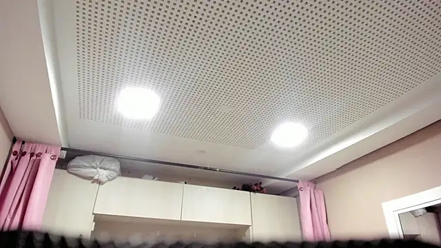 KiomaraaBaker