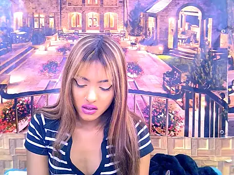 IndianPretty14u2Luv live cam on StripChat