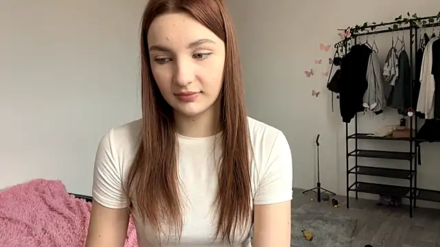 JuleCawood live cam on StripChat