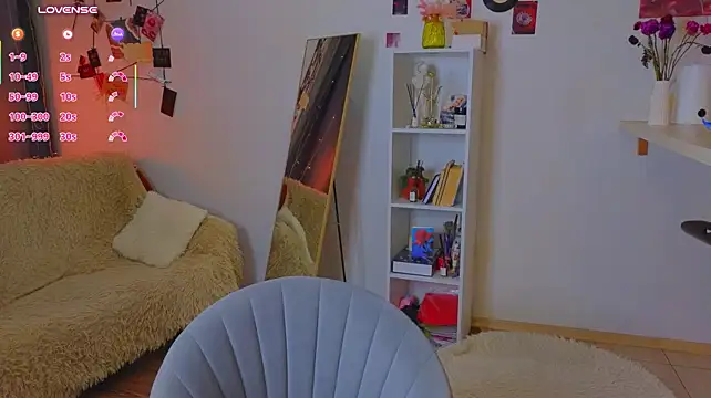 JoyceJones live cam preview