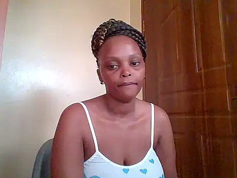 Sexxy-Shie live cam on StripChat