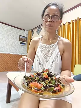 mama_eva_1's live room