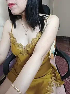 Moona_heny live cam on StripChat