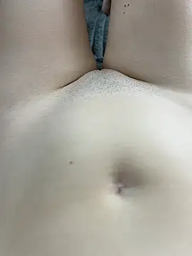 JuicyGamess live cam on StripChat