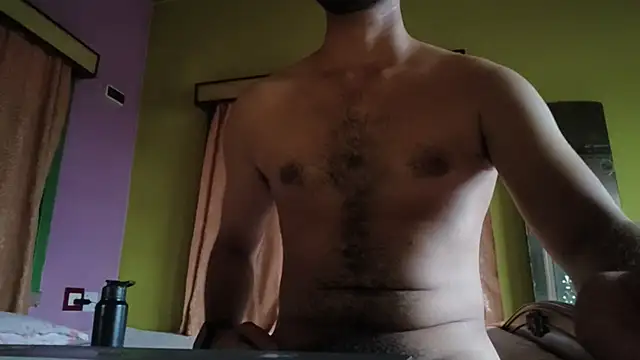 _BoyToy_ live cam on StripChat