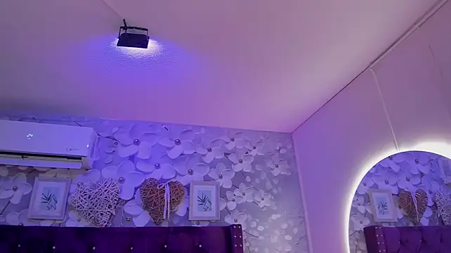 dalila_salazar live cam on StripChat
