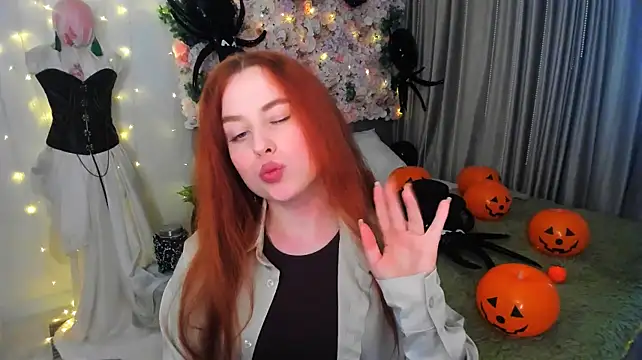 AirySilhouette live cam on StripChat
