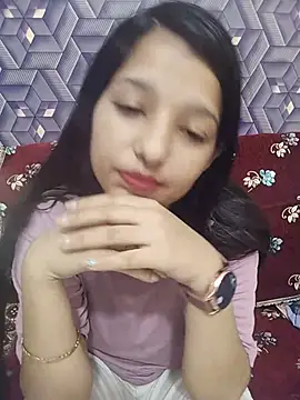 Queen_Rosyy live cam on StripChat