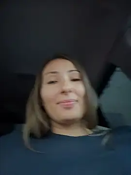 Wonder_Kari webcam