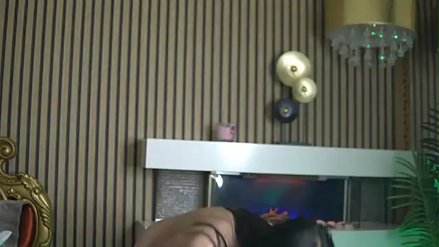 CarolinaBlair live cam on StripChat