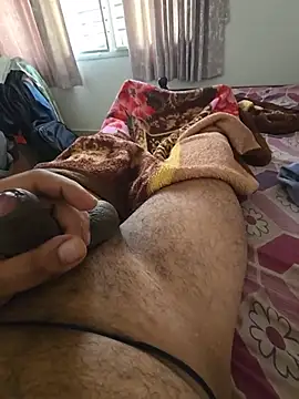 uncut_boy17