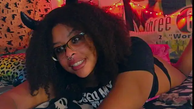 nintendhoe (F young) - RACE TO BEAT THIS BOSS B4 CUMMING