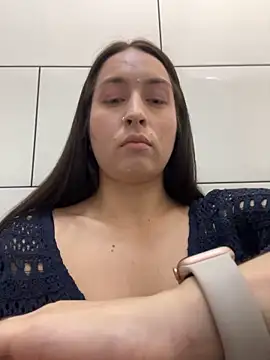 Holly_Play webcam