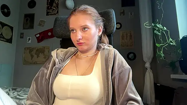 EllyCerry