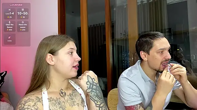 INSOMNIA_strip live cam