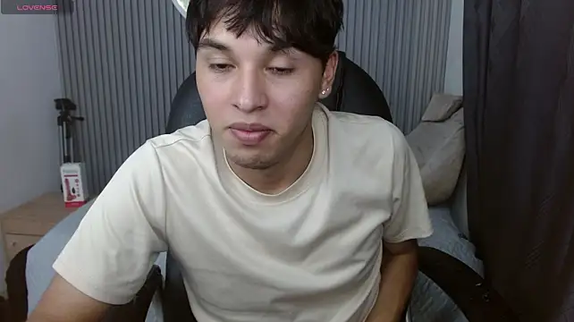 StiwenTwink live cam