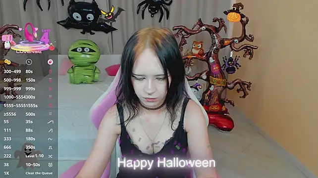 Sirena_Skyies live cam on StripChat
