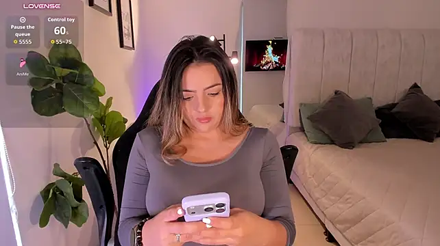 AmyWood live cam on StripChat