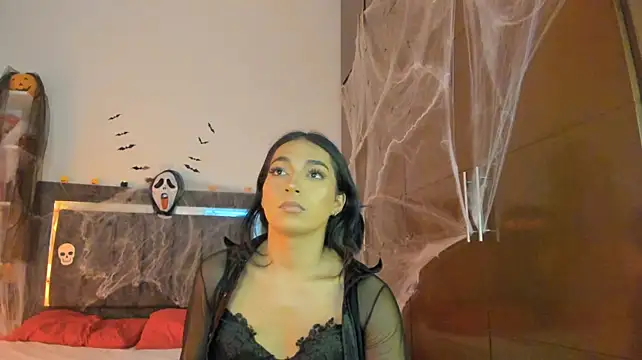 isabella_transgirl (T teen) - show cock