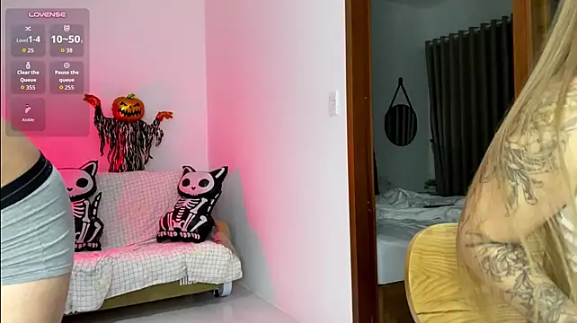 INSOMNIA_strip live cam on StripChat