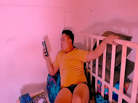 Hardking_69 on Stripchat