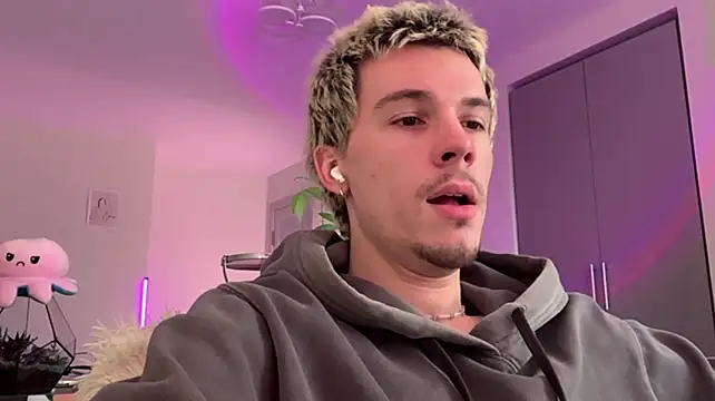 Jeremy1Scott live cam