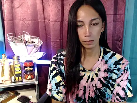 Wife_ur_pinay live cam on StripChat