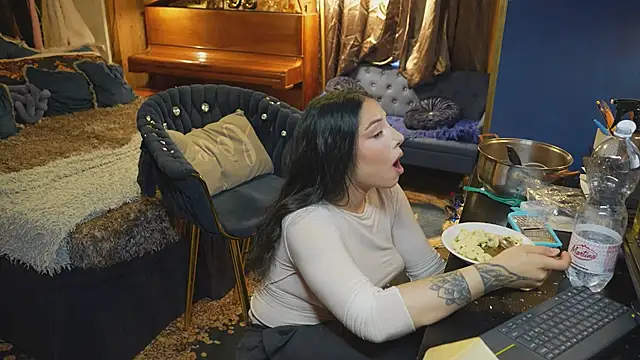 VanessaDoyle webcam