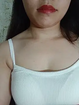 Cherry-squirtt live cam on StripChat