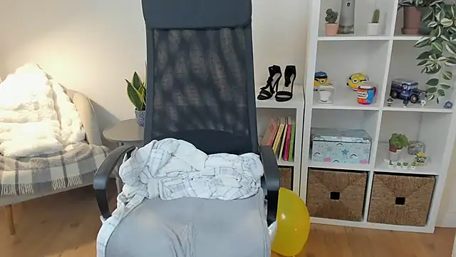 _BellaEvans_ webcam