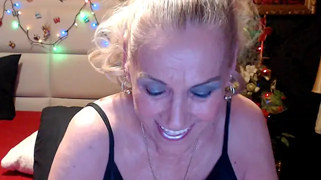 HappyWomanOn