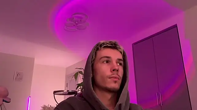 jeremy1scott (M young) - 🔥  Stroking fun