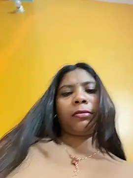 RedQQueen webcam