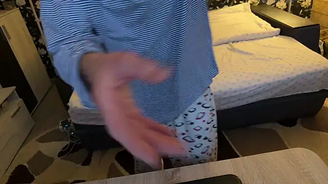 Vuitton live cam