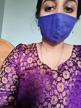 Tamil_shalini live cam on StripChat
