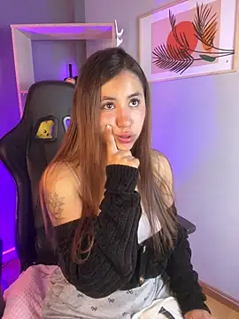 NishaXXX- live cam