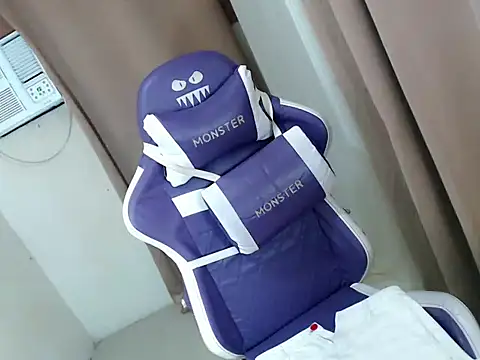 Ur_Goddes_Barbie live cam