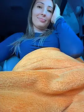 Wonder_Kari webcam
