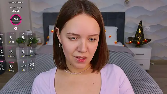 Chloe_Sapphire live cam on StripChat