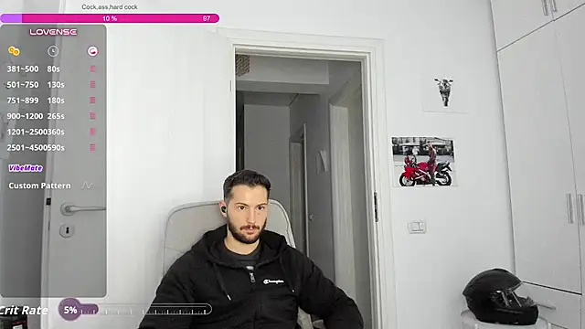 ZackFraser live cam on StripChat