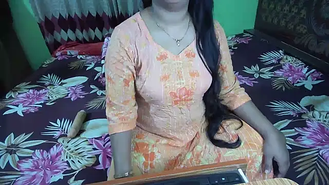 BengaliQueenStar live cam on StripChat