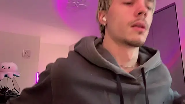 jeremy1scott (M young) - 🔥  Stroking fun